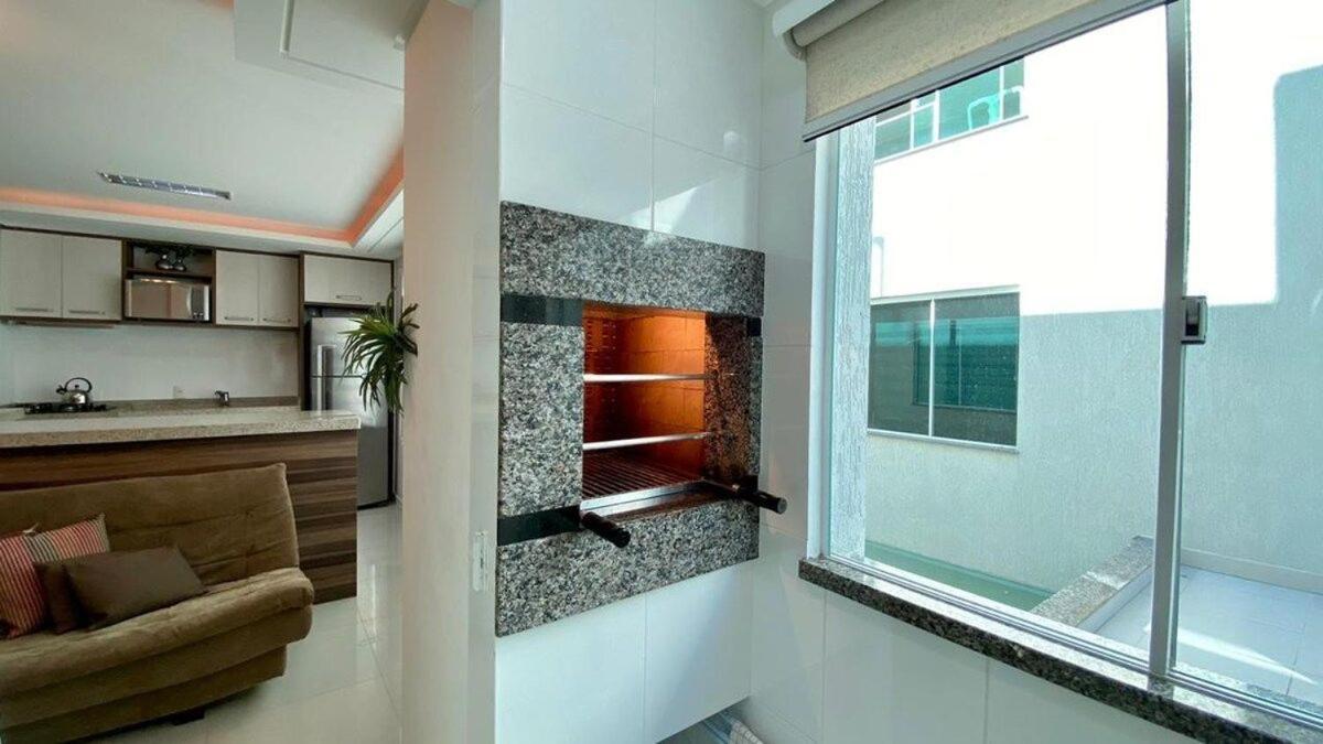 Solar Das Ilhas - Aconchegante Apartamento Na Linda Praia De 4 Ilhas Bombinhas Eksteriør bilde